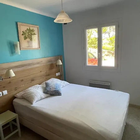 Les Mondoux - Rez-de-jardin Avec Piscine - Proche Plages & Port Apartment