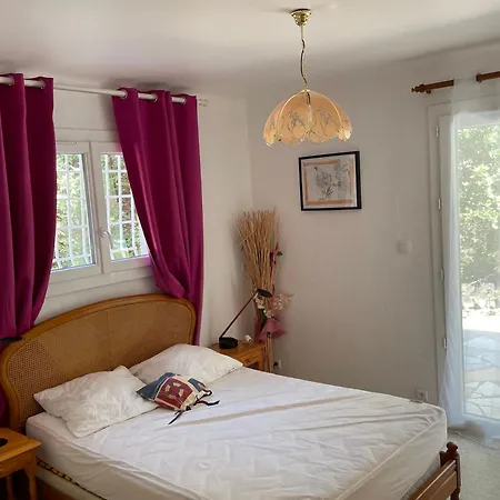 Rez-de-jardin - Proche Plages&port